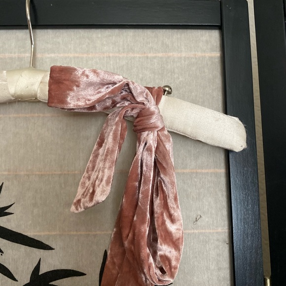 Velvet corset tank top with bow straps - Picture 3 of 3